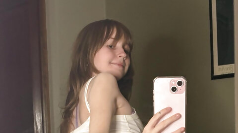 OnlyFans @bitsybella Teensy Bella