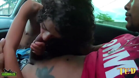 Mf 006 - When Three Friends Go Down To The Beach Looking Fo