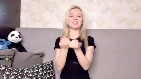 Amateur Blowjob Blonde Teen GF