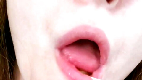 Amateur Webcam Teen Masturbates And Teases